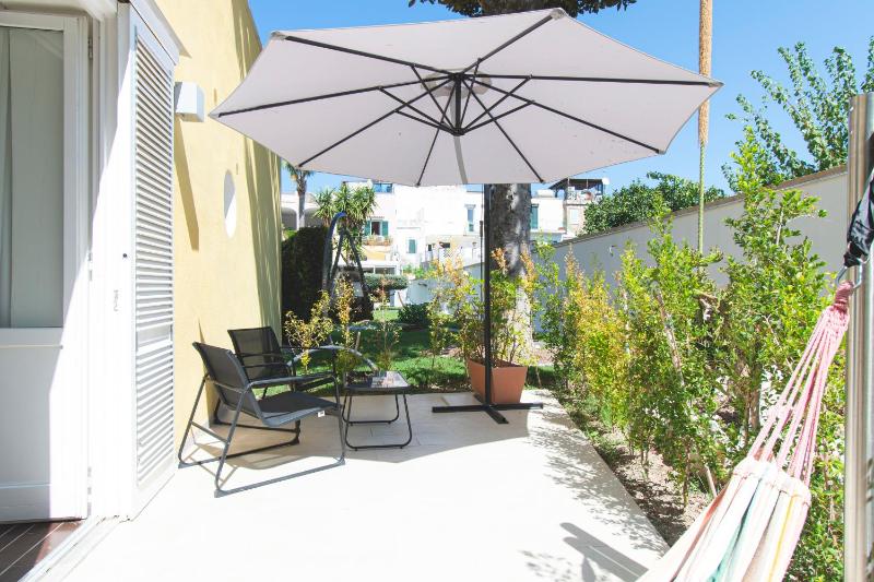 Superior Triple Room image 4