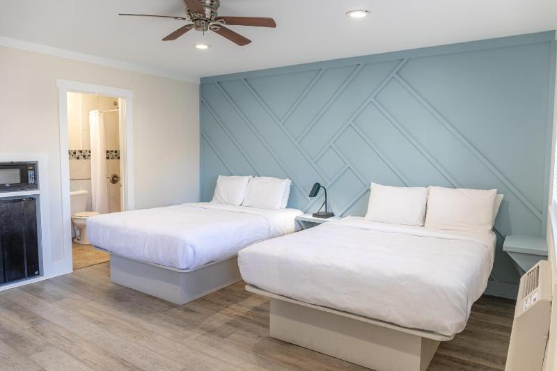 Atlantis Inn - Tybee Island - image 20