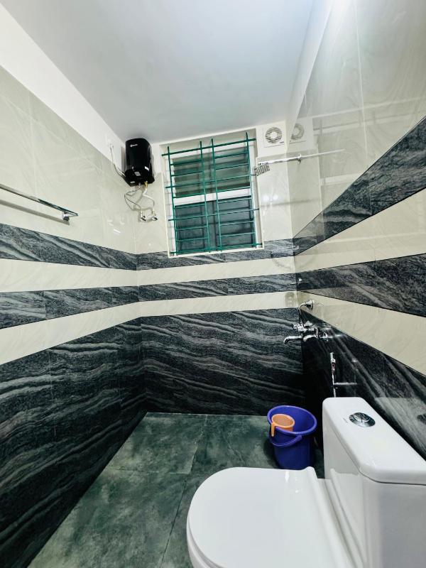 2bhk budget non ac apartment trivandrum - image 3