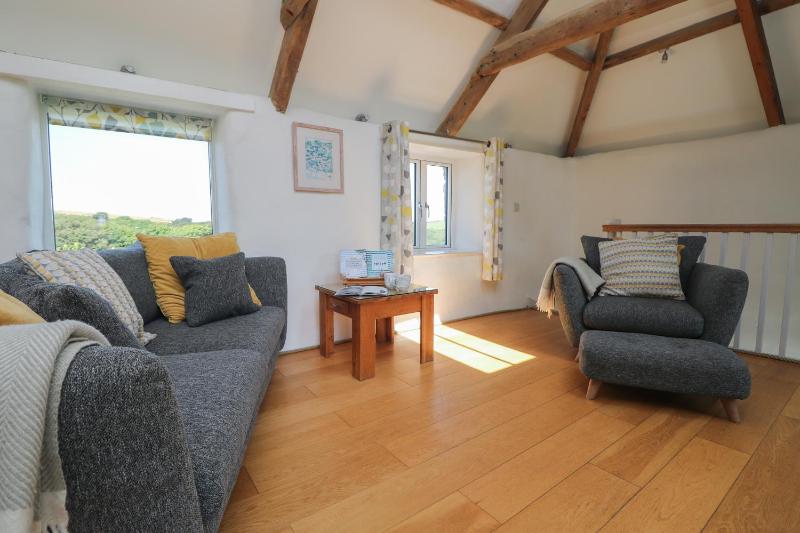 Sunbury Barn - image 33