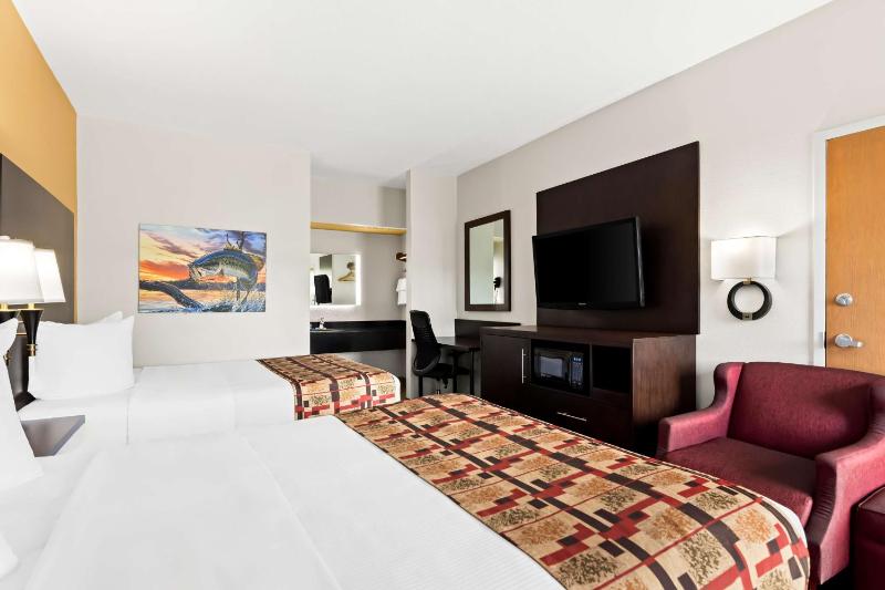 Double Room with Two Double Beds - Ground Floor - Non-Smoking image 3