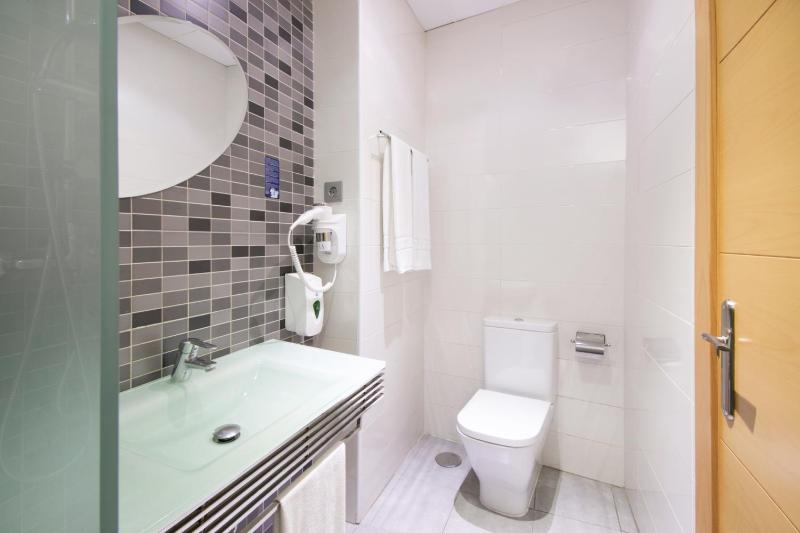 Superior Double or Twin Room image 2