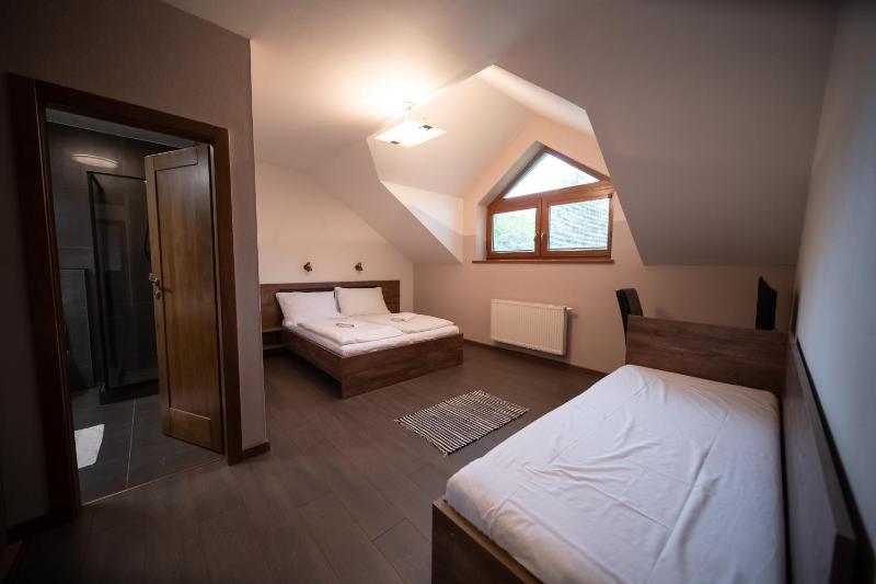 Double Room image 1
