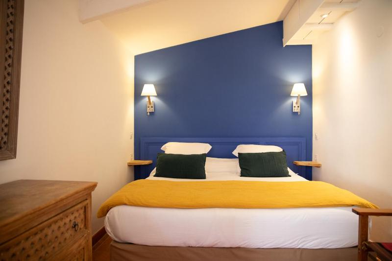 Lounge Suite image 3
