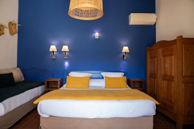 Triple Room image 2