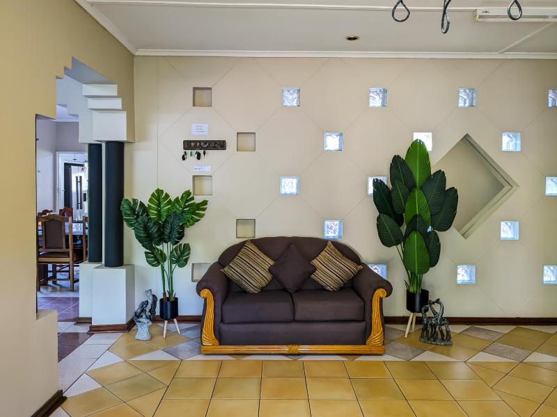 Zambezi Family Lodge - image 8