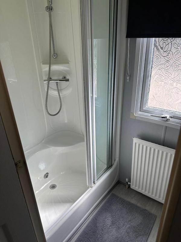 Mobile Home image 2
