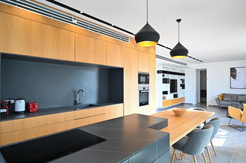 Luxury 2 BR in Yavne by HolyGuest - image 12