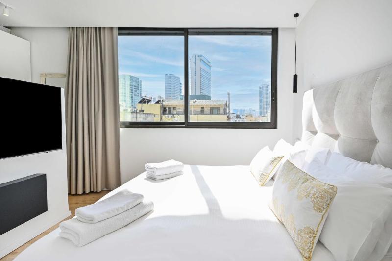 Luxury 2 BR in Yavne by HolyGuest - image 16