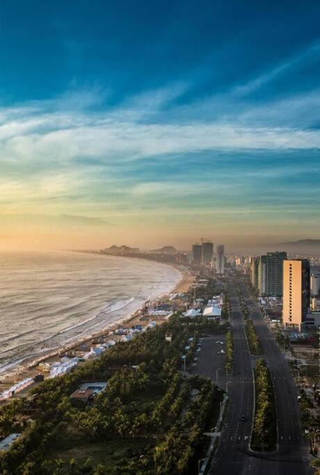 Luxury 2 bedrooms Ocean View Da Nang by Villuxy - image 14