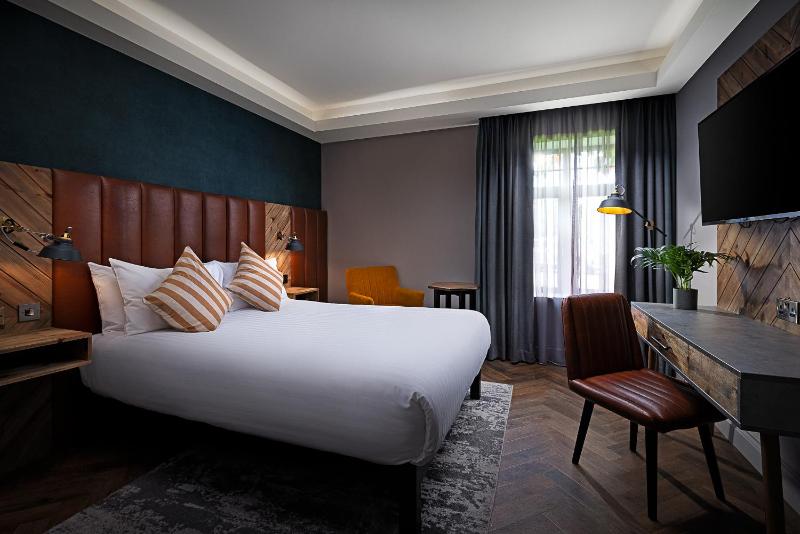 Executive Double Room image 4