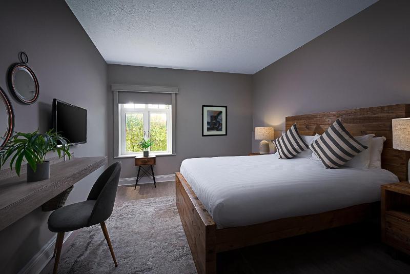 Standard Double Room image 1
