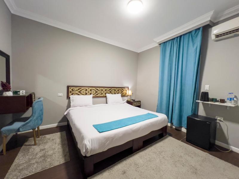 Pyramids Gate Hotel - image 6