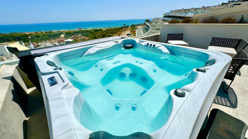 22 Aura-Piscina 3 Vistas al mar - image 45