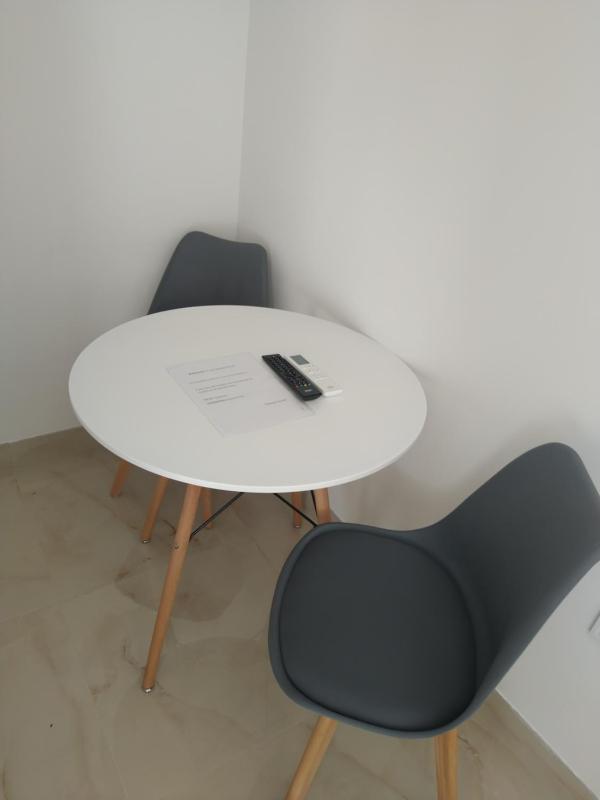 Apartment image 4