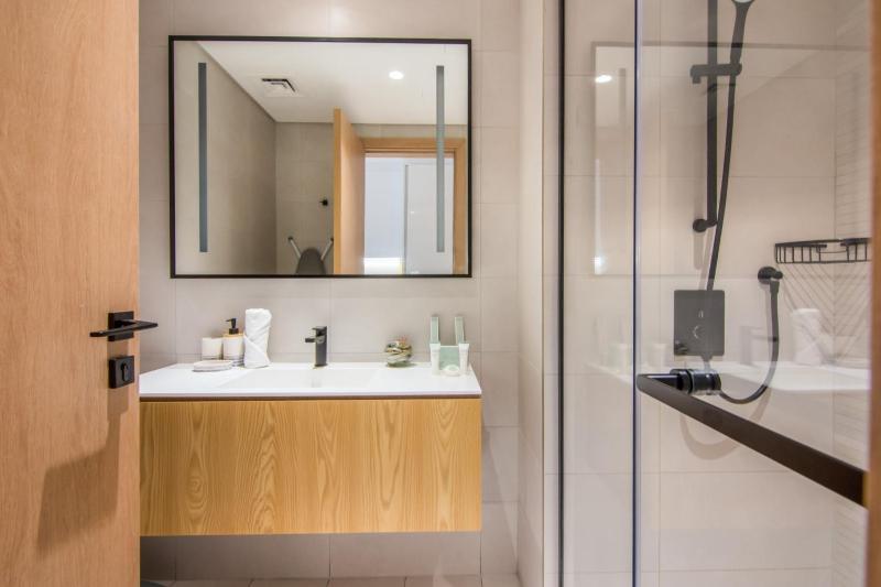 Marquise Square Studio Business Bay - image 7