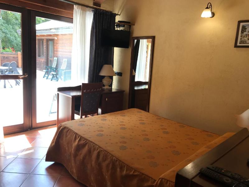 Double or Twin Room image 1
