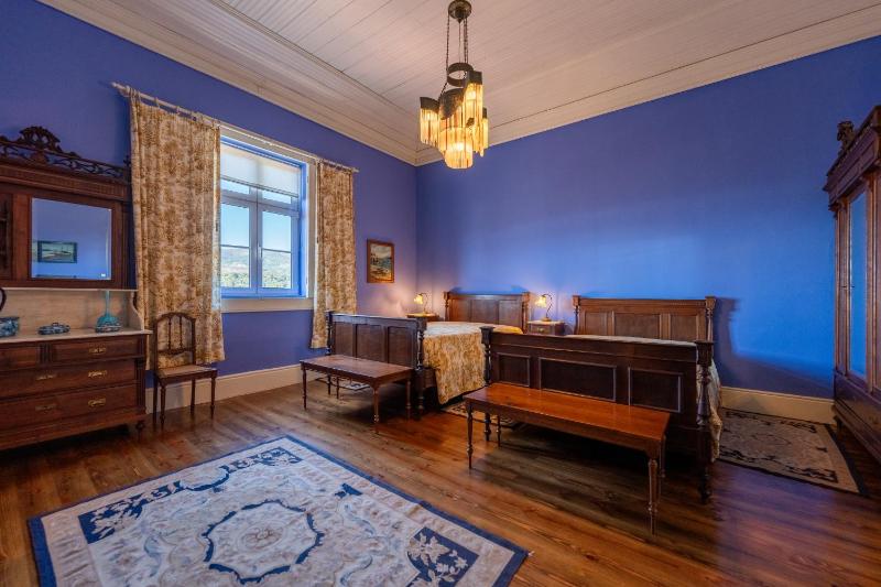 Family Room image 1