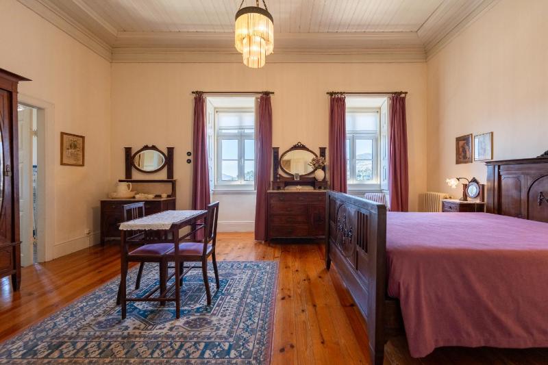 Double Room image 3