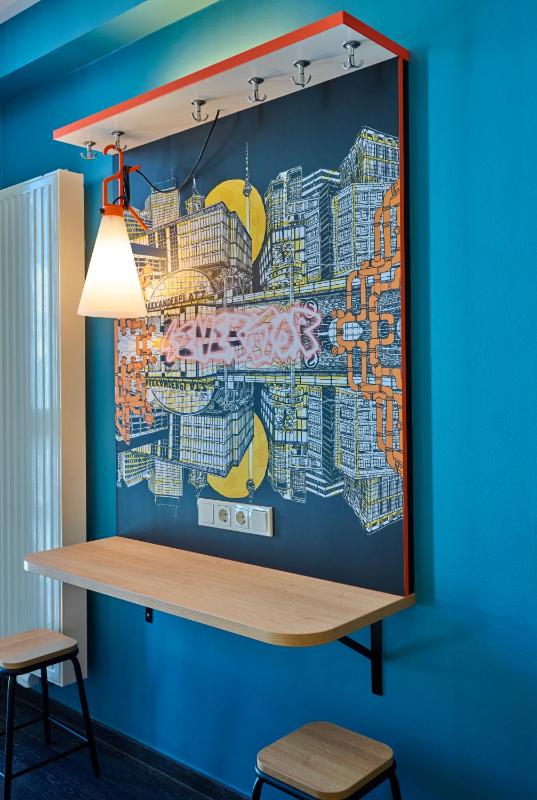 Quadruple Room image 3