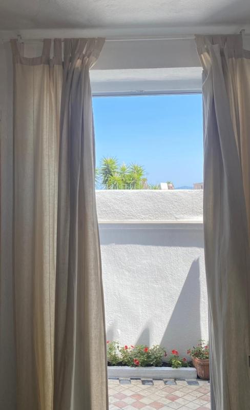 Economy Double Room image 3