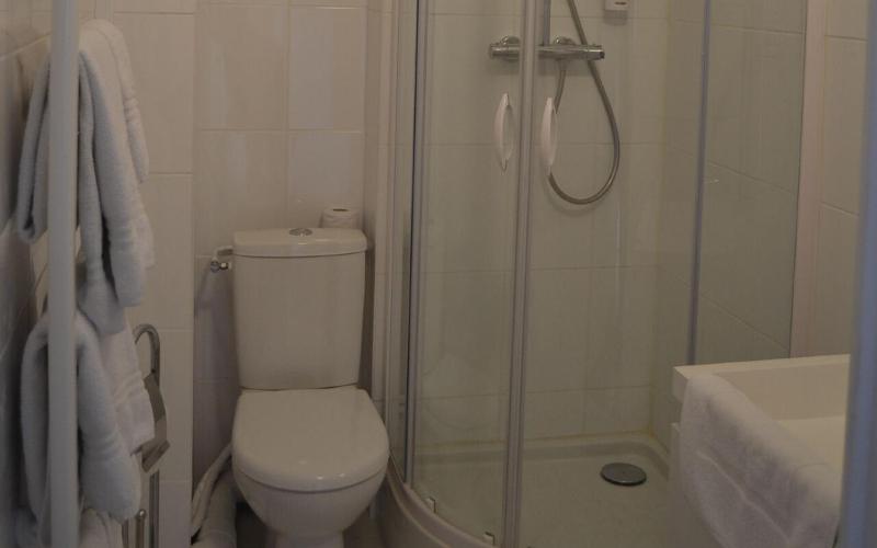 Chambre Triple - Annexe  image 2