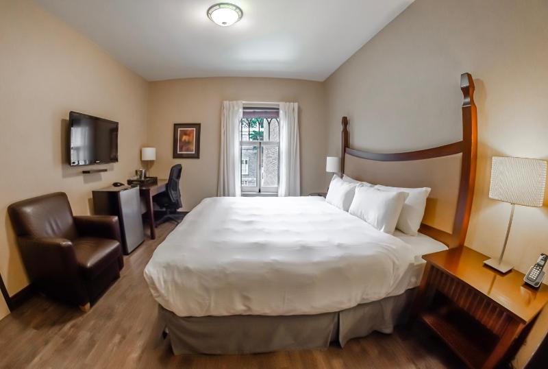 Hotel Chateau Bellevue - image 7