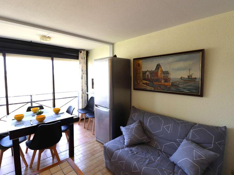 Appartement 2 pièces avec piscines proche plage et commerces parking privé clim idéal famille - FR-1-307-273 - image 4