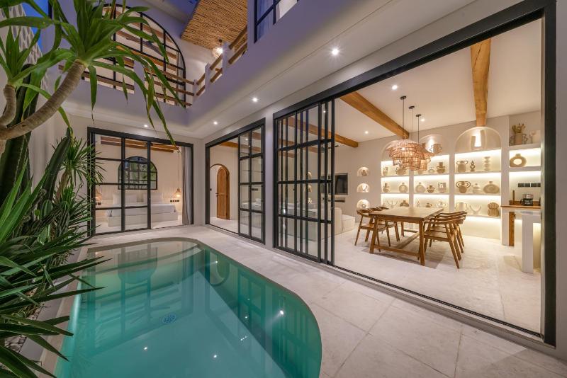 Casa Mochi - Masterpiece Mediterranean 3BR Villa in Canggu - image 1
