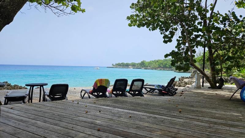 Hispaniola Beach Retreat - image 21
