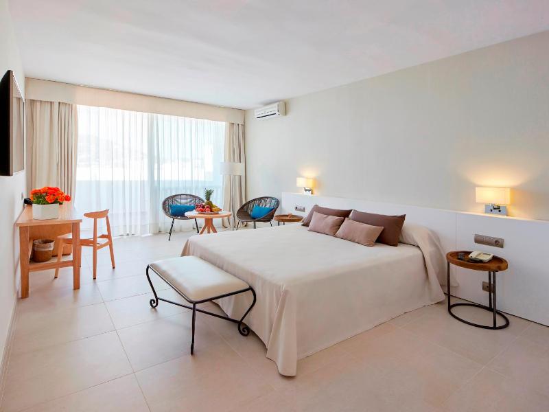 Deluxe Double Room Sea View with Terrace  image 4