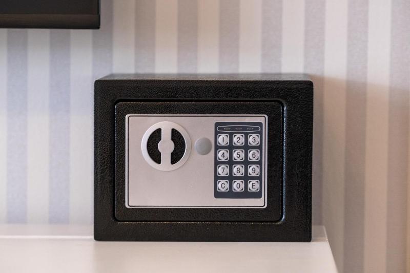 Selection Rooms - image 6
