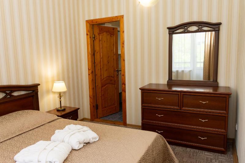 Deluxe Junior Suite image 3