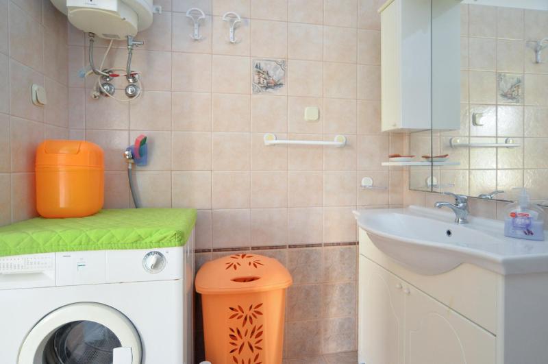 Apartment image 4