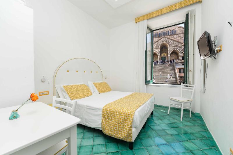 Double or Twin Room with View image 1