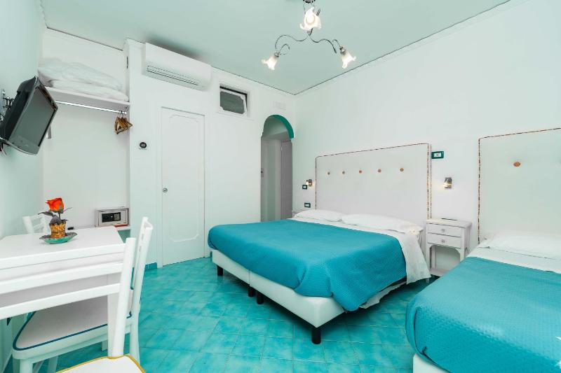 Double or Twin Room with View image 2