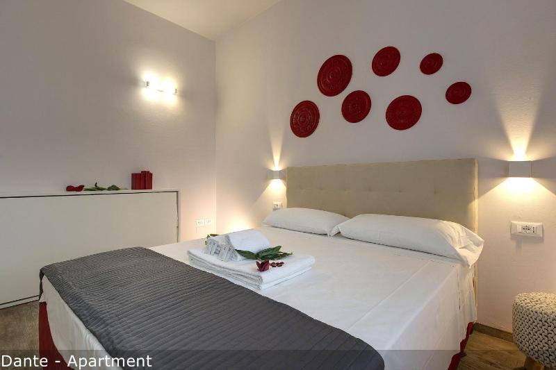 Dante & Virgilio Apartments by Mamo Florence - image 4