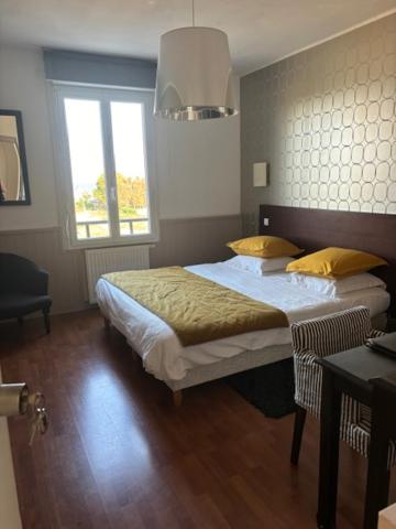 Quadruple Room image 1