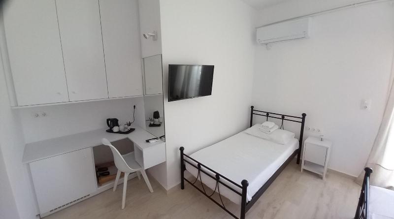 Triple Room image 1