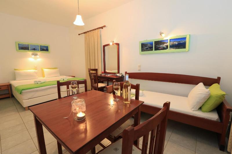 Studio with Garden View (3 Adults) image 2