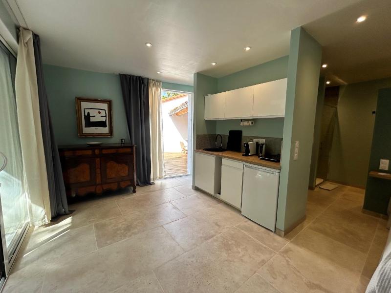 Deluxe Apartment image 2