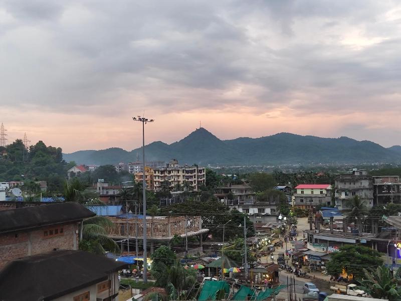 Tales of Guwahati 203- Independent 1BHK AC extra 200 - image 12