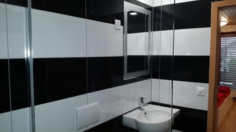 Single Room image 4