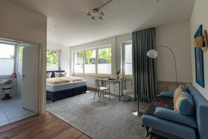 Family Room image 1