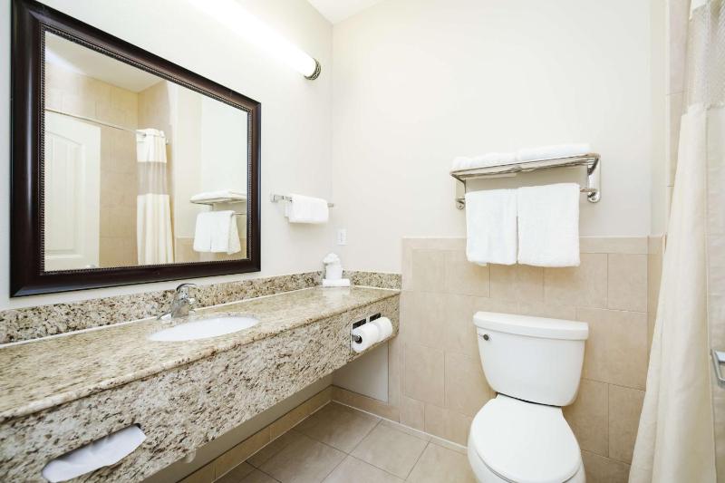 King Room - Non-Smoking image 2