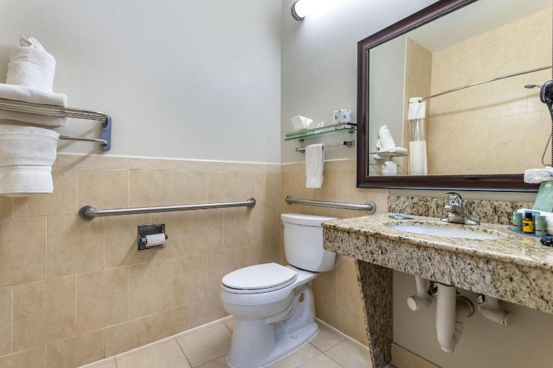 King Room - Disability Access/Non-Smoking image 3