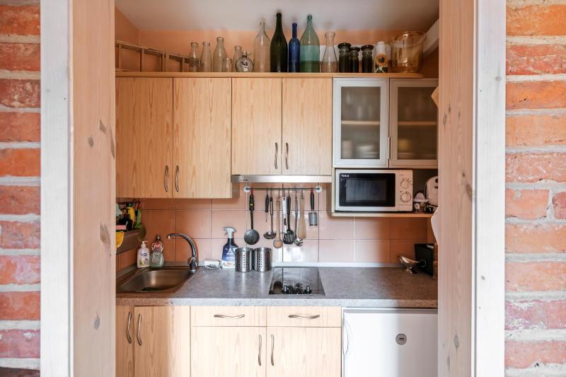 Deluxe Double Room 2 Adults + 1 Child (Marmalade) image 3