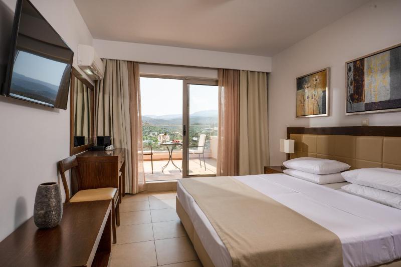 Suite with Sea View image 1