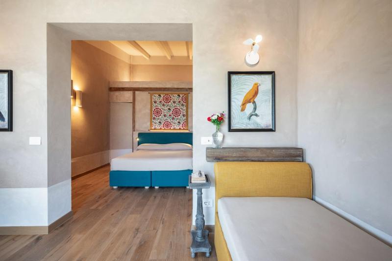 Triple Room image 4