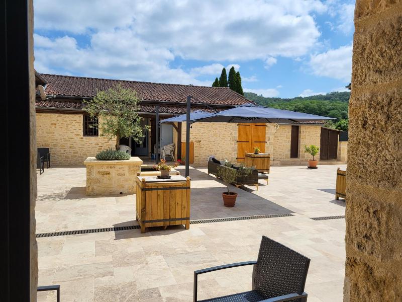 Double Room Standard with Terrace image 2